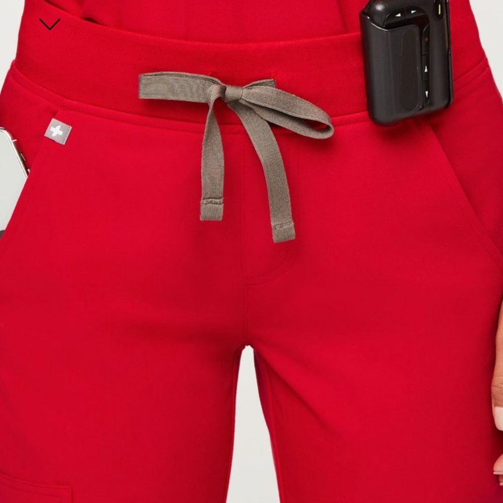 Limited ED. FIGS Pop Red Zamora Joggers XXS Petite